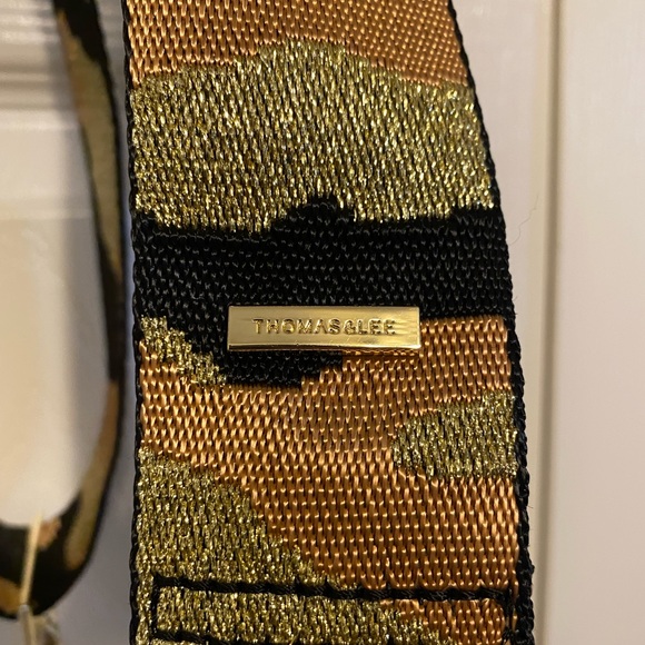 THOMAS & LEE Black and Gold Camouflage Guitar Purse Strap - Picture 4 of 7